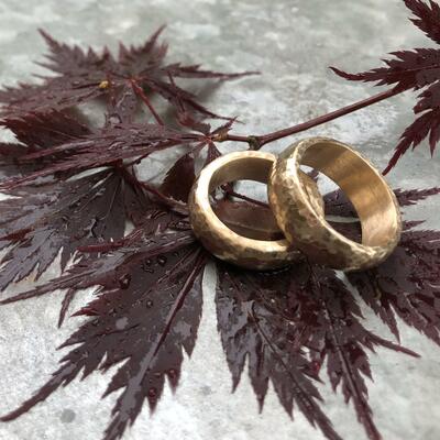 Remodelled gold rings