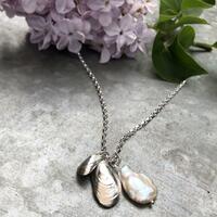 Mussel Shell and Keshi Pearl necklace