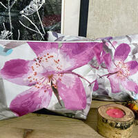 Make-up bag or pencil case in washable canvas with the Rose shadow design. 