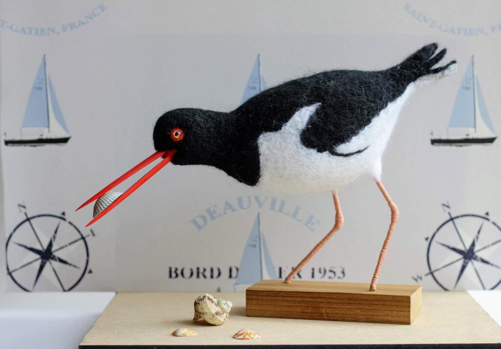 Oystercatcher - needlefelted sculpture mounted on a wood base